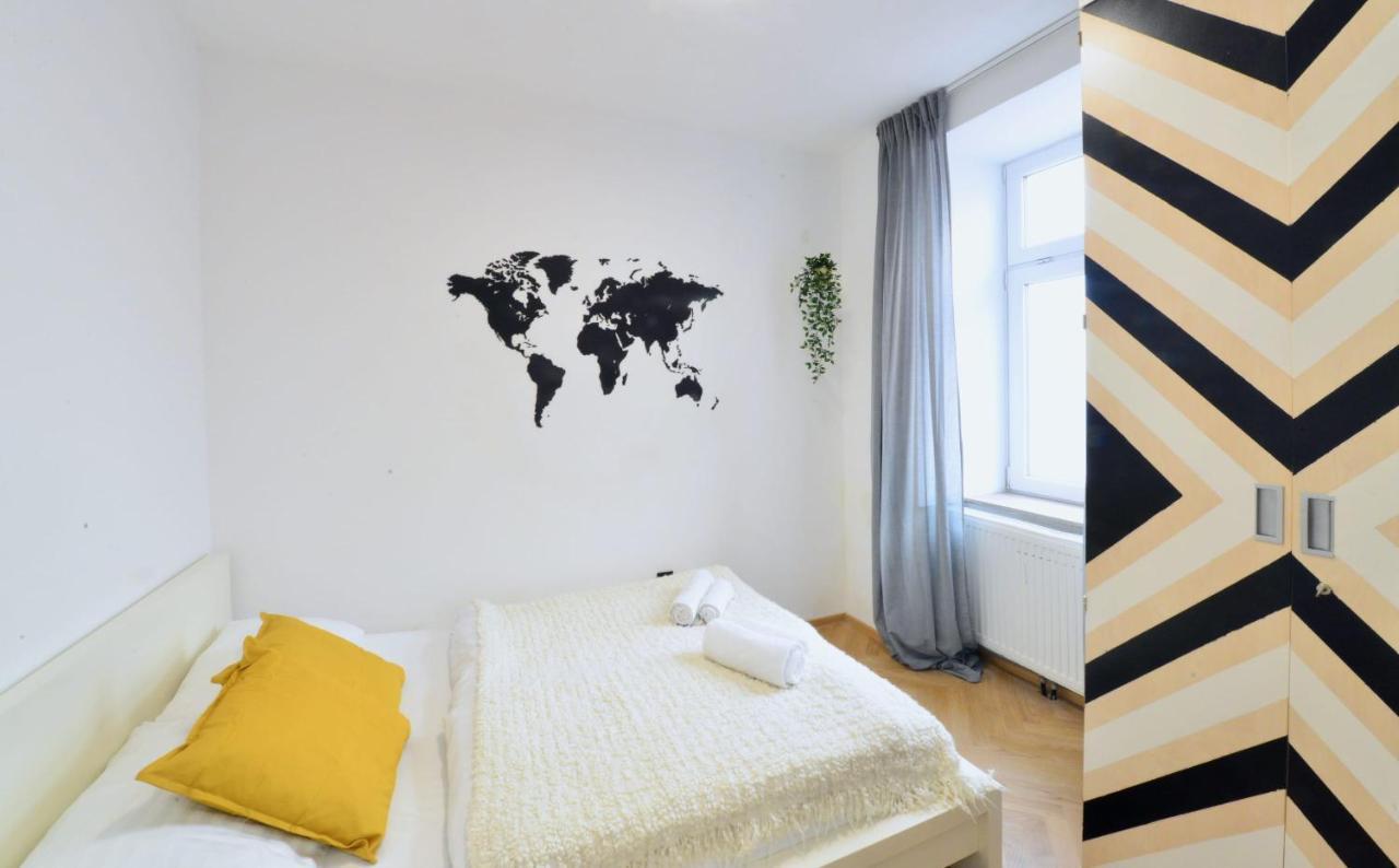 Modern Flat With Parking Space Apartamento Viena Exterior foto
