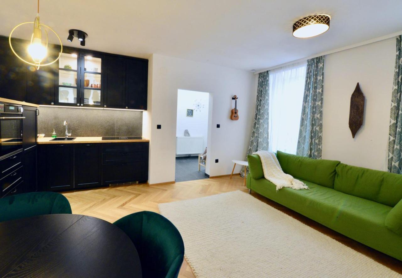 Modern Flat With Parking Space Apartamento Viena Exterior foto