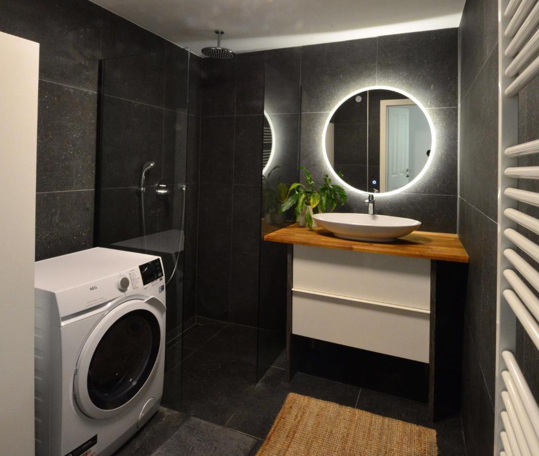 Modern Flat With Parking Space Apartamento Viena Exterior foto
